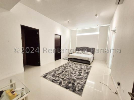 Minimal Houses, Panamá