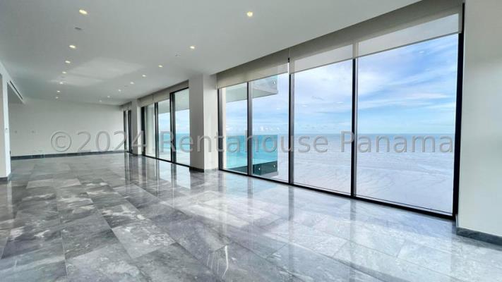 Upper East Tower, Costa del Este