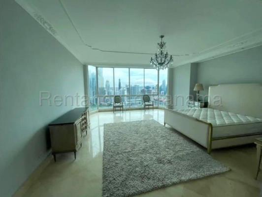 Punta Roca, Punta Paitilla