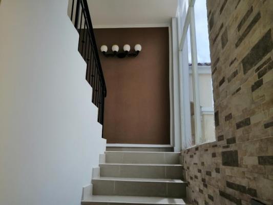 Green Fields, Ancón