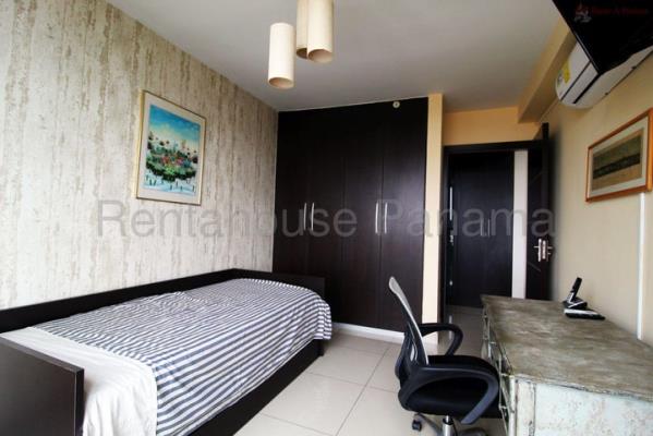 Top Towers, Área Metropolitana