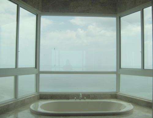 Venetian Tower, apartment