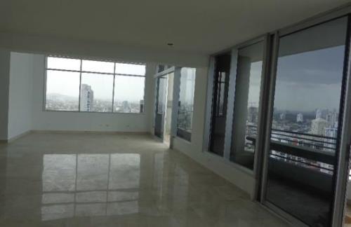 Luxor Tower, apartamento