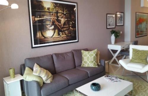 Yoo Panama, Avenida Balboa