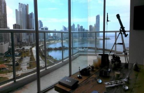 Sky Residences, Metropolitan Area