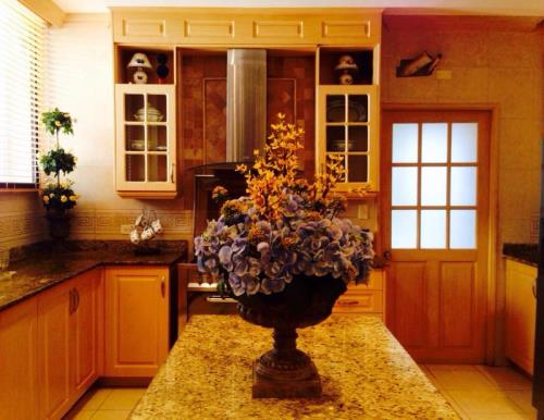 Golden Palace, Área Metropolitana