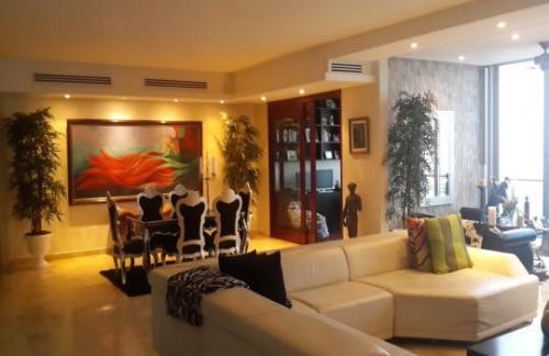 Aqualina, Área Metropolitana