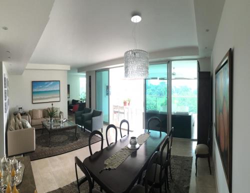 Arboleda, Parque Lefevre