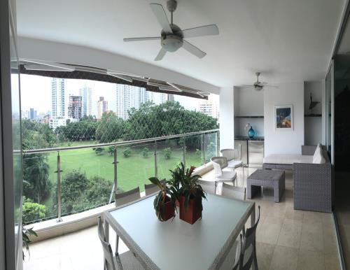 Arboleda, Área Metropolitana