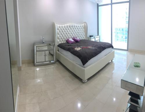 Grand Tower, Punta Pacifica