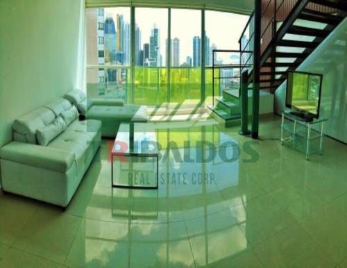 Vitro Loft, El Cangrejo