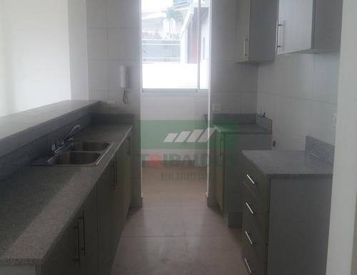 Vista Balboa, Área Metropolitana