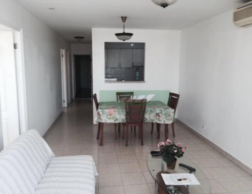 Majestic Gardens, Betania